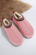 Load image into Gallery viewer, Contrast Print Suede Plush Lined Snow Boots
