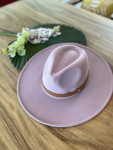 Load image into Gallery viewer, Wide Brim Panama Hat
